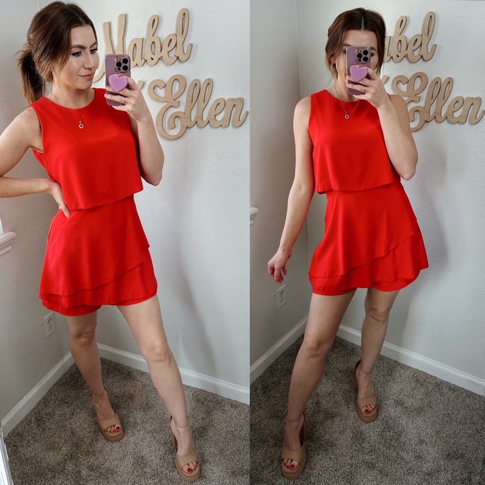 Boutique Chic Flirty red date night Flowy romper size medium